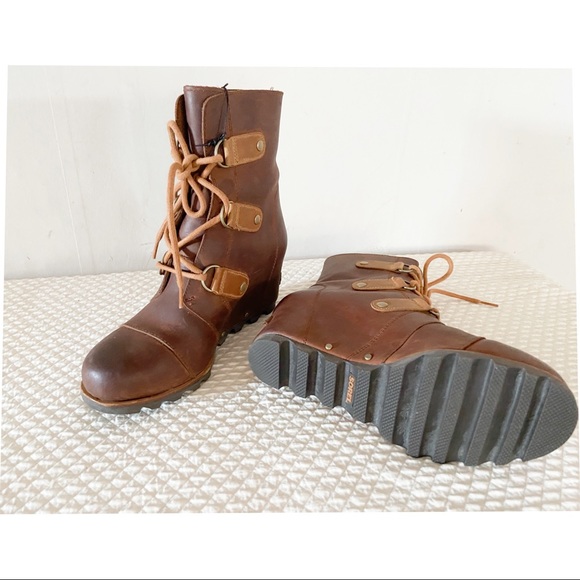 “IT BOOT”- SOREL JOAN OF ARCTIC WEDGE BOOT-EUC-9.5 - Picture 9 of 14